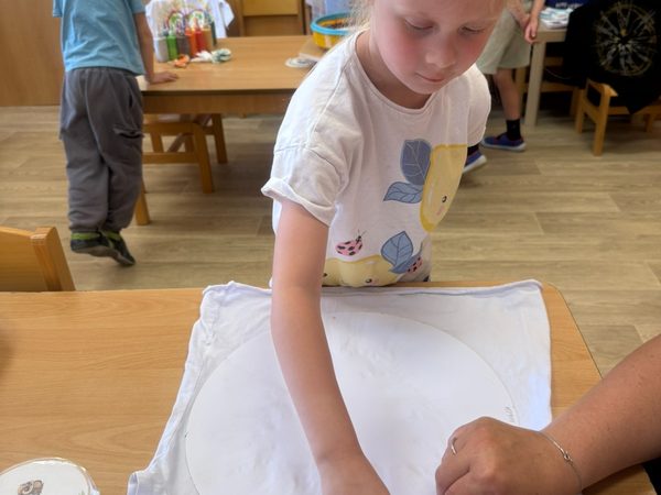 Projektový den: "Létající barvy"